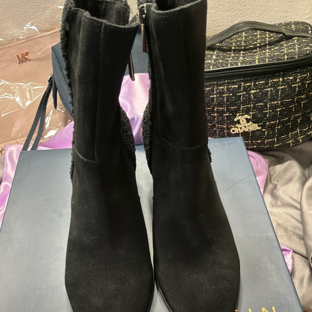 Lori Goldstein  Black Suede & Bouclé Ankle Boots – Side Zip – Size 7.5M